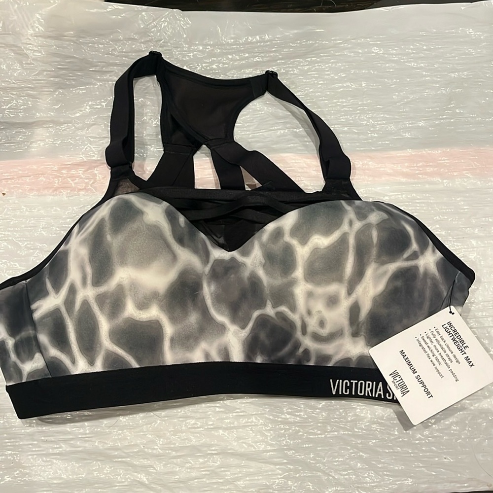 Victoria’s Secret Sport Bra, 36B